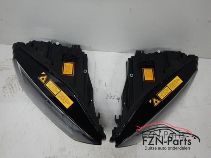 Koplampset links+rechts Audi R8 (22723406)