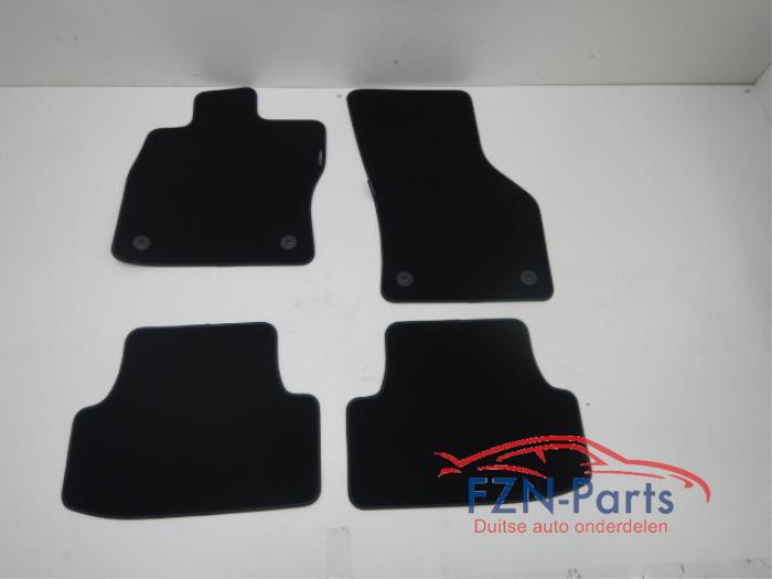Matten Set Seat Leon (22730800)