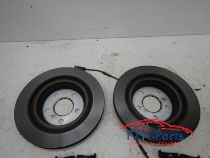 Remschijf + blok achter BMW 1-Serie (22739434)
