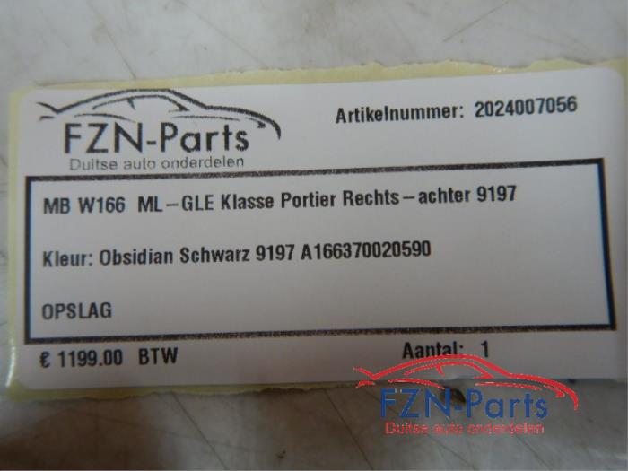 Portier 4Deurs rechts-achter Mercedes ML-Klasse (22723902)