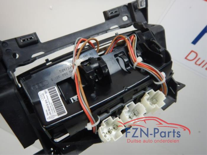 Audi A8 4H Asbak Middenconsole 12V