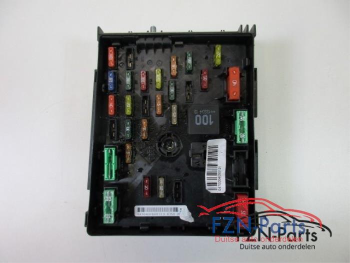 Zekeringkast Audi Q3 (22739401)