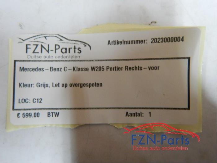 Portier 4Deurs rechts-voor Mercedes C-Klasse (22723040)