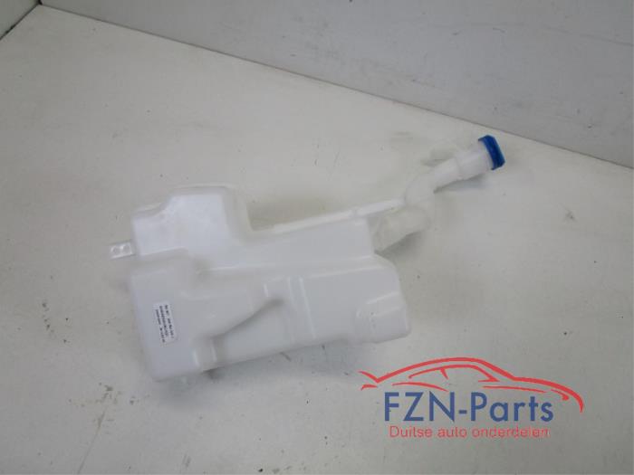 Ruitensproeiertank voor Volkswagen Golf (22742110)
