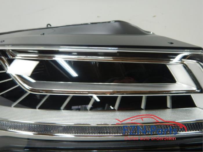 Audi A8 4H Facelift Koplamp Rechts Matrix Led