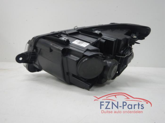 VW Transporter T6.1 Koplamp rechts H7 Halogeen
