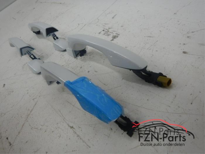 Portiergreep 4Deurs links-voor Volkswagen Golf Sportsvan (22738147)