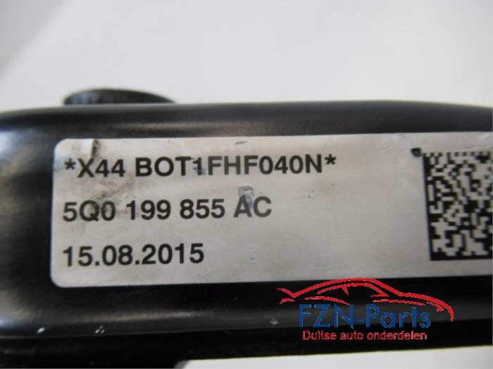 Motorsteun Volkswagen Golf (22736693)