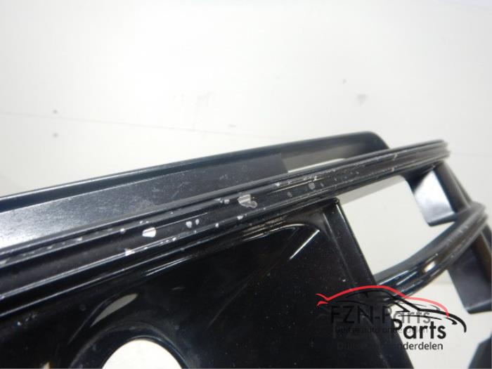 Audi SQ5 80A Voorbumper Inleg L Links ACC
