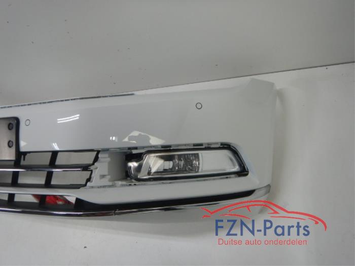 Voorbumper Volkswagen Passat (22721714)