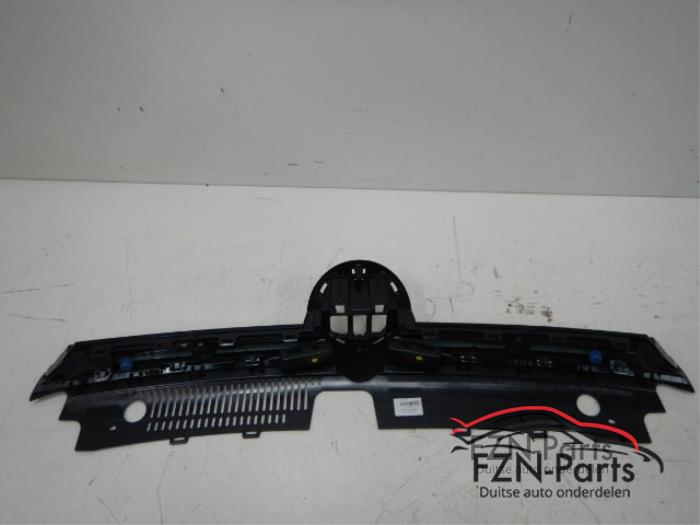 VW Golf 8 GTD Grille Hoogglans Zwart Chrome