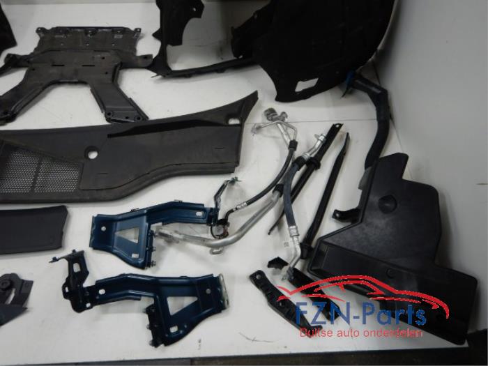 Audi E-Tron Voorkop 6PDC KLS LV5Z Led Laser 039/040