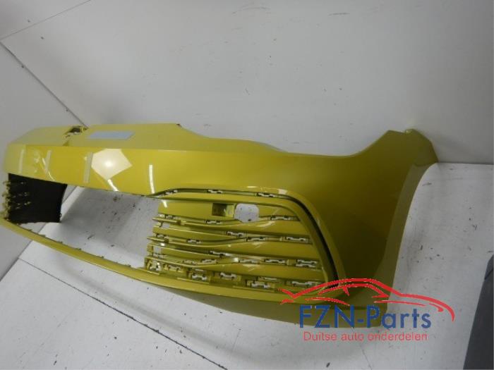 VW Golf 8 Voorbumper Lime Yellow