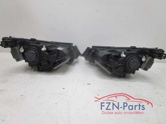 BMW I01 i3 pre facelift Koplampen Set L+R Adaptive LED
