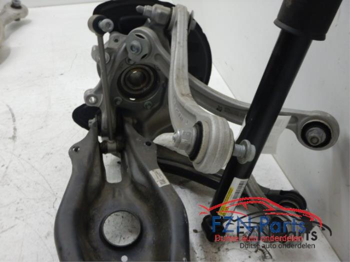 Wielophanging links-achter Mercedes C-Klasse (22729548)