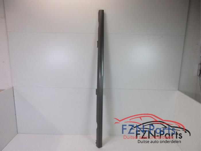 VW Golf 7 R R20 R-Line Sideskirt Links LA7N Limestone Grey