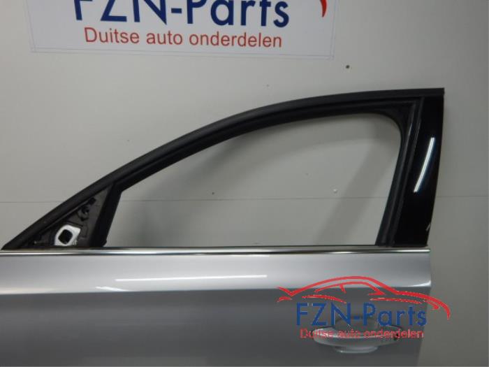 Portier 4Deurs links-voor Audi A8 (22742958)