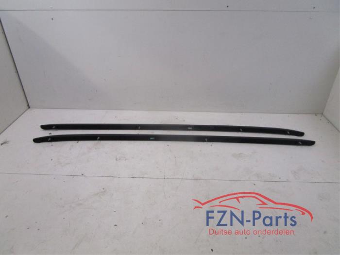 VW Passat B8 3G Variant Dakdragers Set L+R Mat Zwart