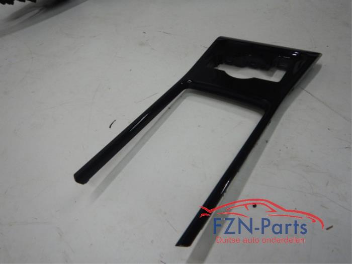 VW Tiguan 571 Inleg Middenconsole Hoogglans Zwart