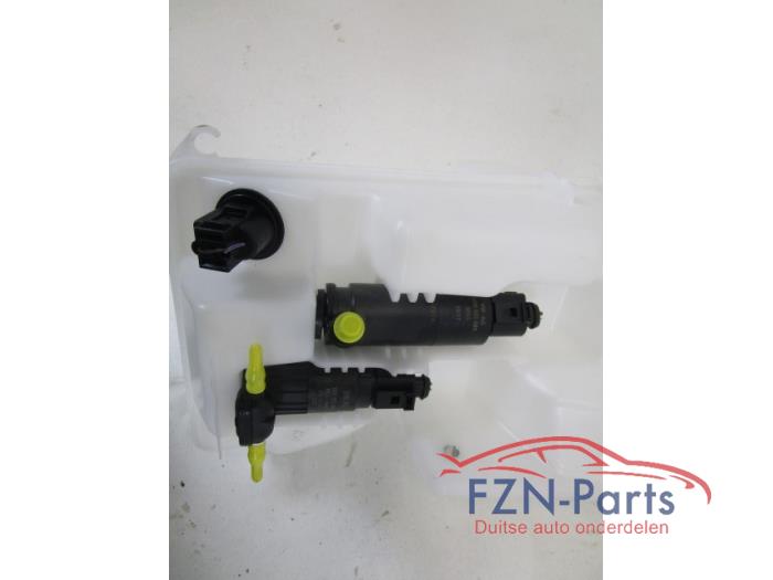 Ruitensproeiertank voor Volkswagen Golf (22742110)