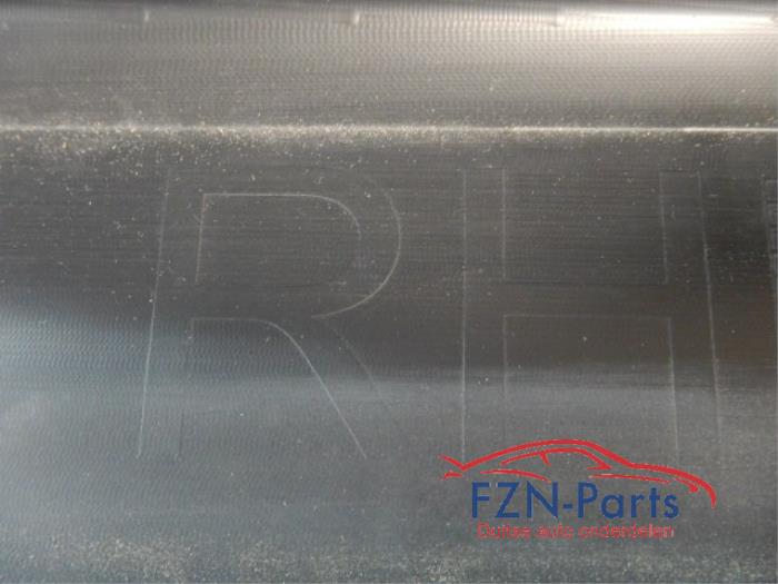 Zijskirt rechts Mercedes GLE (22727845)