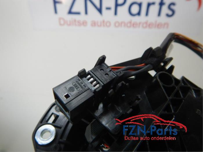 VW Golf 8 Facelift Achteruitrijcamera Black Line Achterklep Opener