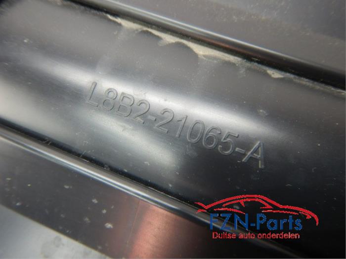 Land Rover New Defender L663 Sideskirt Links-voor
