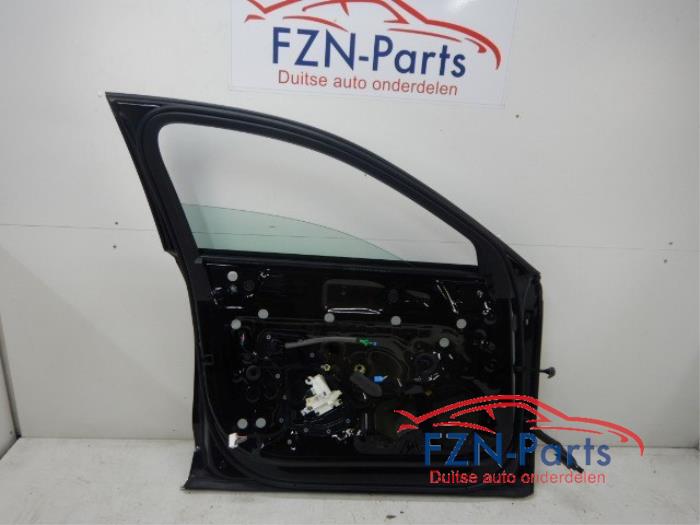 Portier 4Deurs links-voor Audi A8 (22744231)