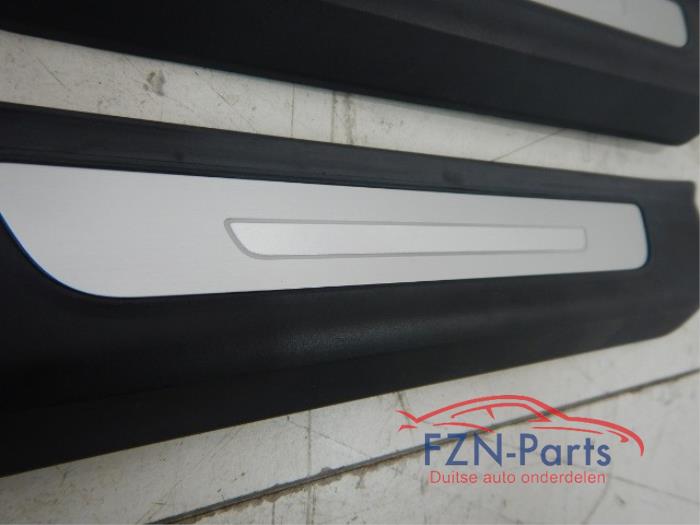 Sierstrip Audi Q8 (22739312)