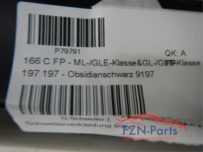 Zijskirt links Mercedes Diversen (22727625)