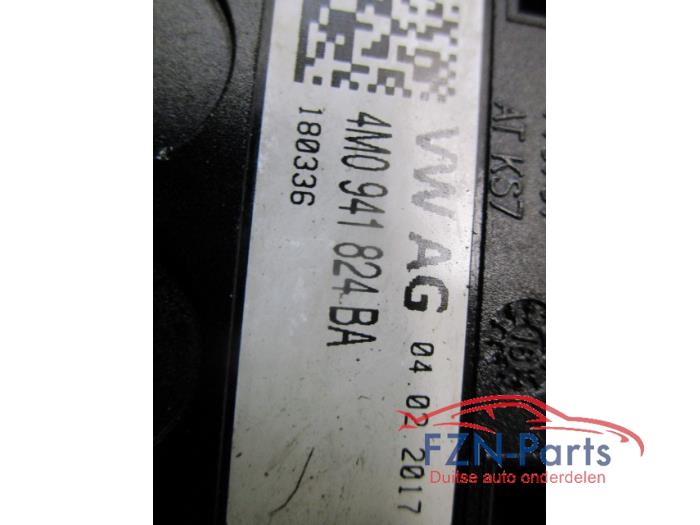 Zekeringkast Audi Q7 (22739565)