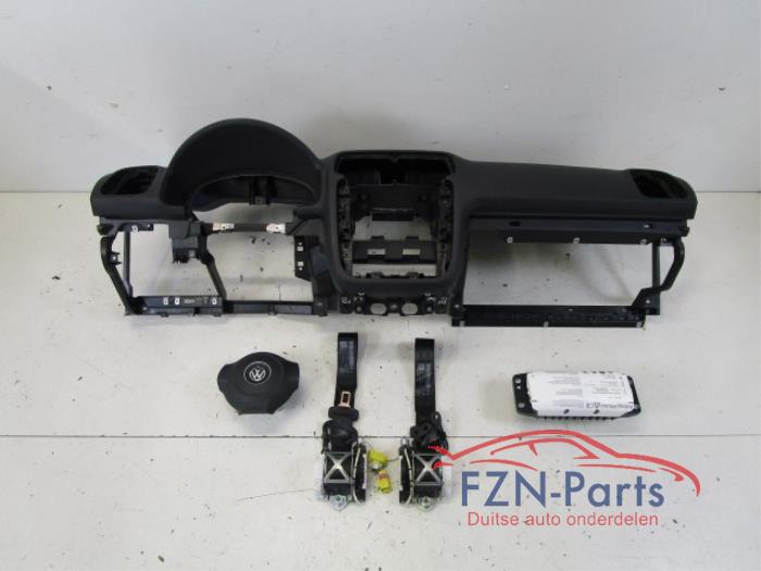 Airbag set + dashboard Volkswagen Scirocco (22727703)