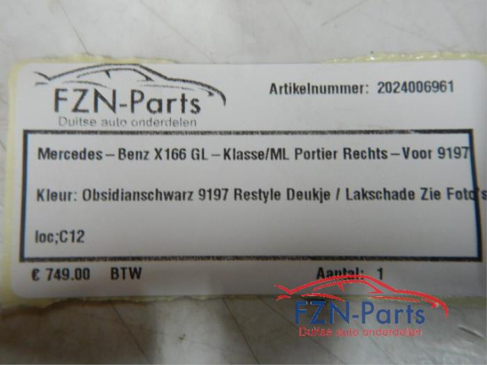 Mercedes-Benz GL/ ML W166 Portier Rechts-voor 9197 Kleur: 9197 ObsidianschwarzRestyle deukje/ Lakschade zie fotosPortier, Deur, Rechts-voor, Zwart, ML W166 ML 500 4-matic (166.073) 7459 01-02-2012 01-02-2015
ML 350 BlueTEC 4-matic (166.024, 166.023)