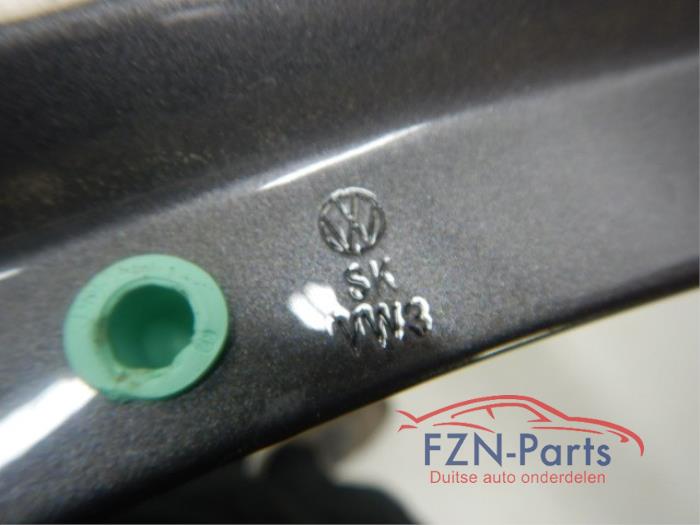 Scherm links-voor Volkswagen Touareg (22724206)