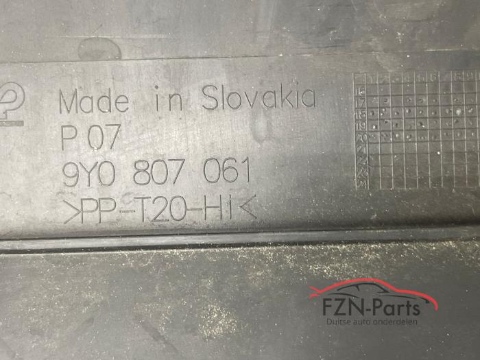 Porsche Cayenne 9Y Voorbumper 4 PDC Schade