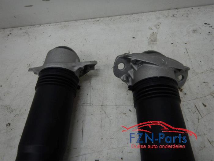 VW Golf 8 Schokdemper Schokbreker Set Achterzijde L+R