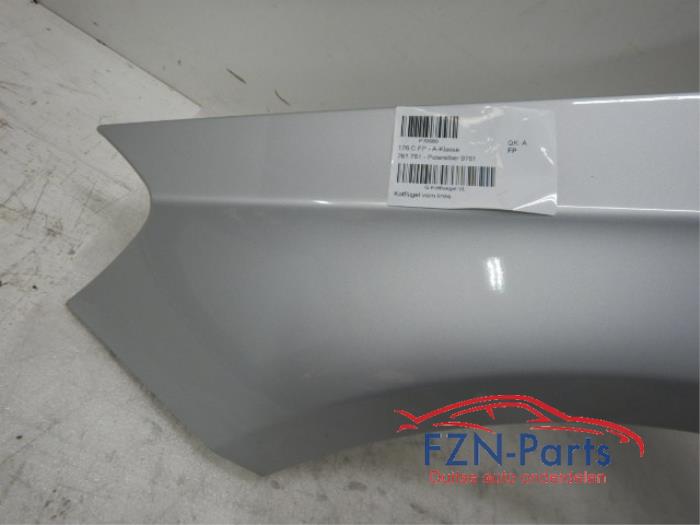 Mercedes-Benz A-klasse W176 Zijscherm Links L