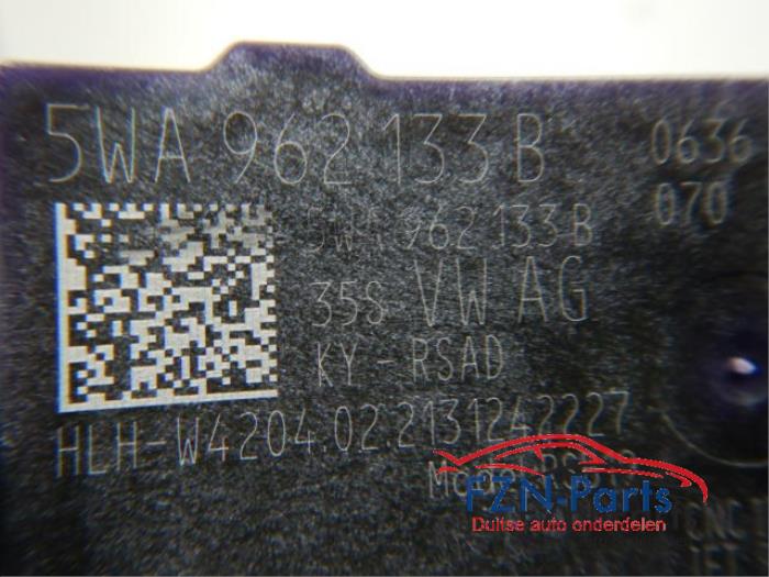 VW Golf 8 Keyless Entry Module