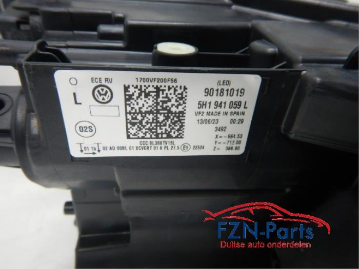 VW Golf 8 GTI Koplamp IQ LED Koplampen Set L + R 059/060L NIEUW