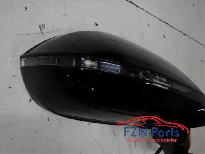 Audi A7 4G8 Spiegel rechts R Inklapbaar ( Zij, Buitenspiegel ) Elektrisch verstel, inklap en verwarmbaar Geïntegreerd knipperlicht Side-assist Kleur:
