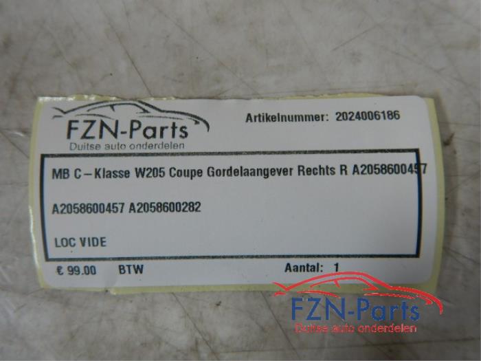 Mercedes-BEnz C-Klasse W205 Coupe Gordel aangever Rechts