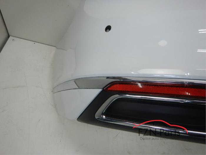 VW Passat B8 Facelift Variant Achterbumper 4PDC LS9R