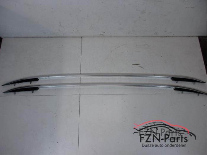 VW Golf 7 Variant Dakdragers Dakrails Mat Chrome