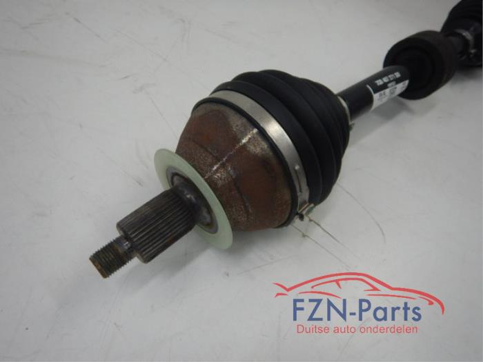 VW Taigo 2G7 Aandrijfas Links-voor