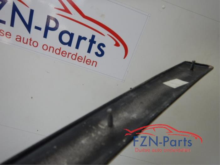 Portierlijst Audi A4 (22738270)