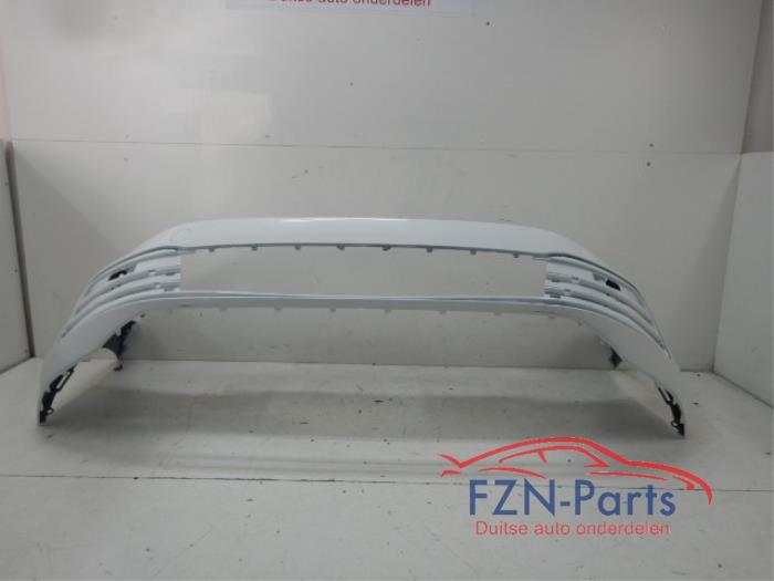 VW Golf 8 Voorbumper LC9A Pure White