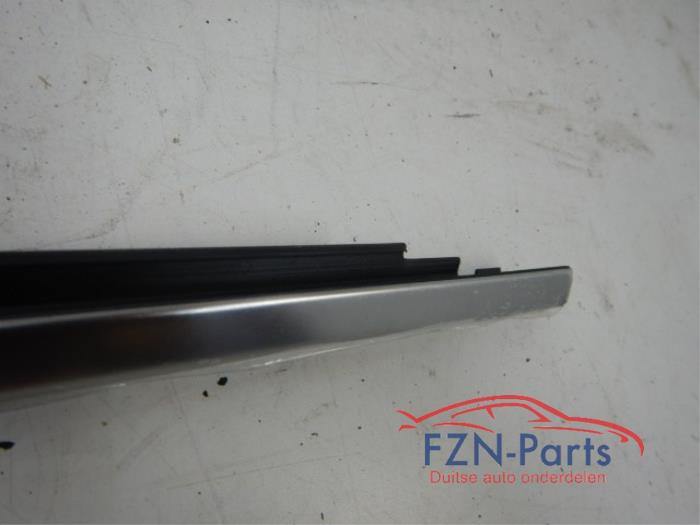 Renault Megane IV Rechts-Voor Portierlijst