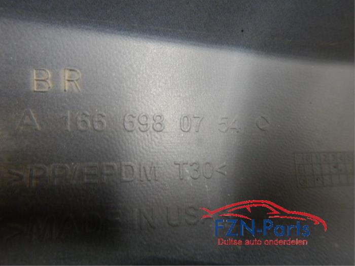 Zijskirt links Mercedes Diversen (22727625)