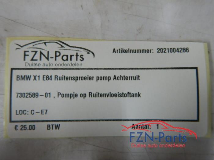 Ruitensproeierpomp achter BMW Diversen (22739900)