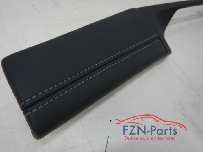 VW Tiguan 571 Inleg Dashboard Armsteun Leer